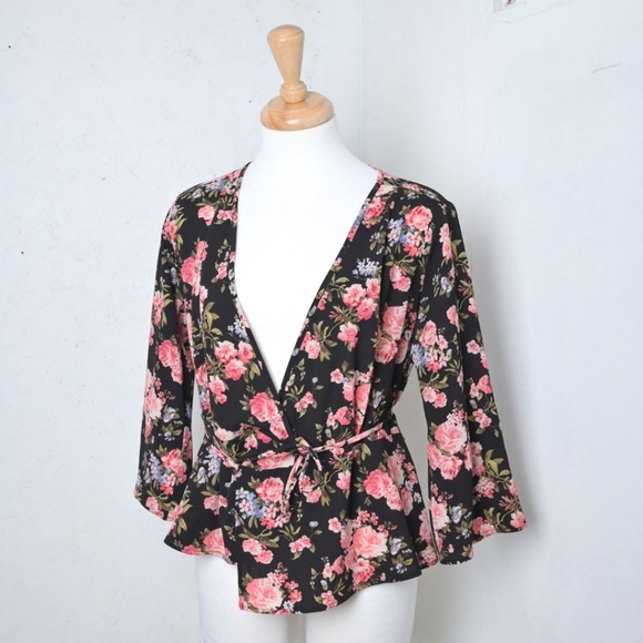 Moiety | Floral blouse cardigan style women's layering shirt - Picture 1 of 13